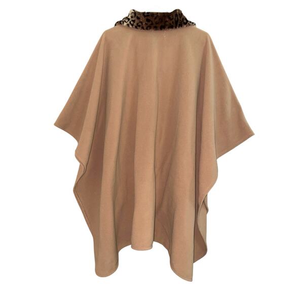 LeModa Vintage Faux Fur Leopard trim Fleece Poncho OS - Picture 2 of 9